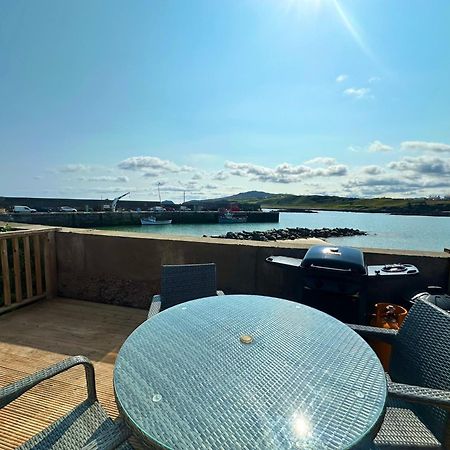Cosy Portmor Log Cabin- Sea Views, Deck & Relaxation Malin Head ภายนอก รูปภาพ