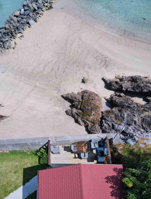 Cosy Portmor Log Cabin- Sea Views, Deck & Relaxation Malin Head ภายนอก รูปภาพ